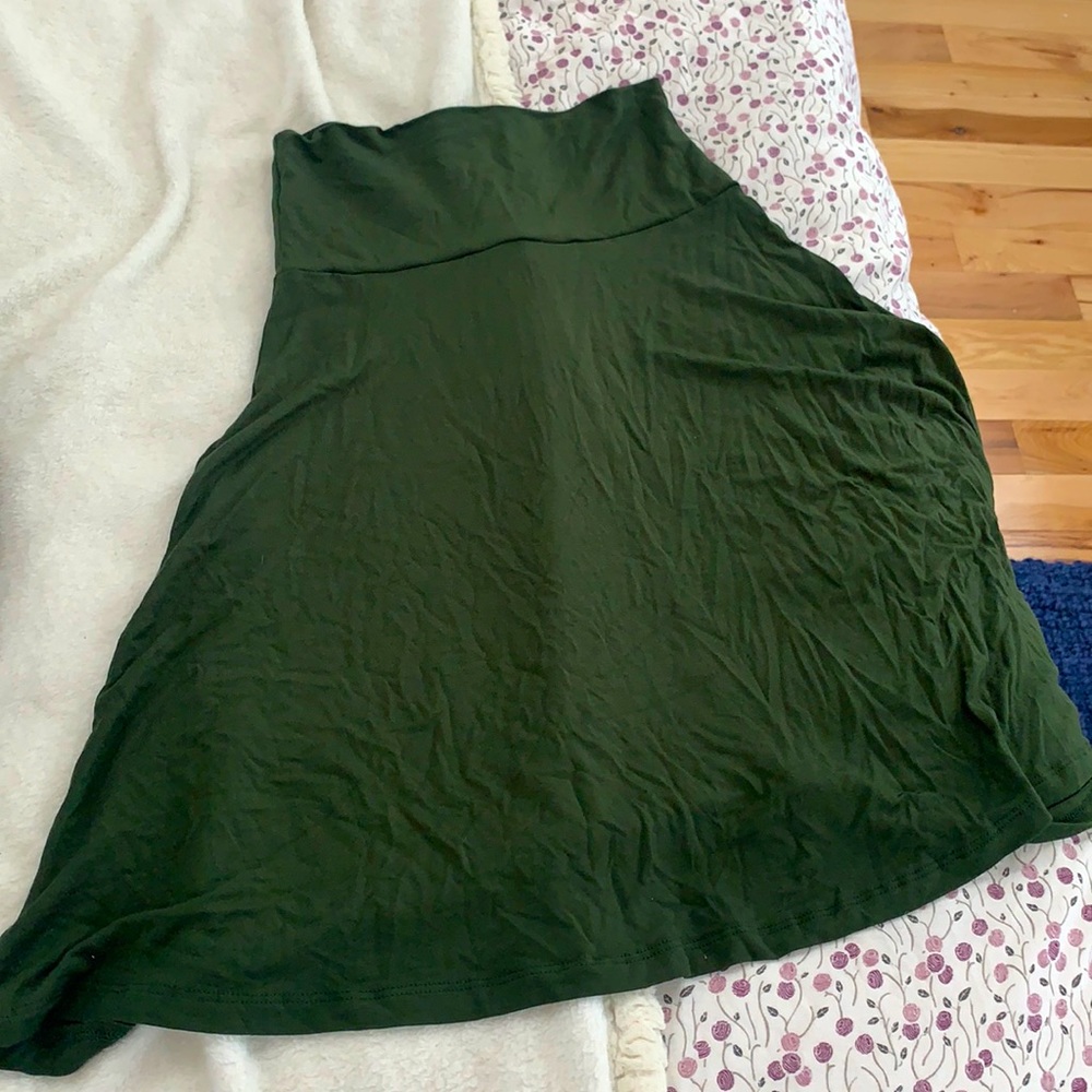 Skirt with stretchy waistbannd